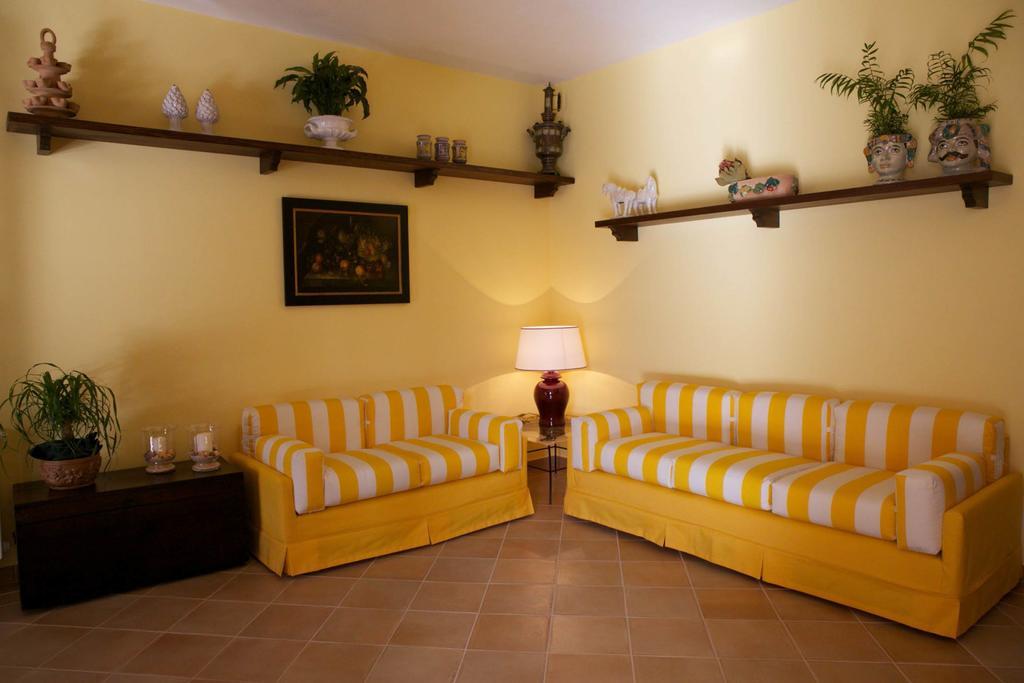 B&B La Pomelia Αγκριτζέντο Εξωτερικό φωτογραφία